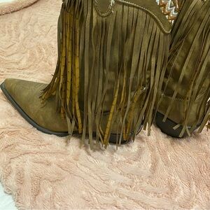 Roper Tan Cowboy Boots